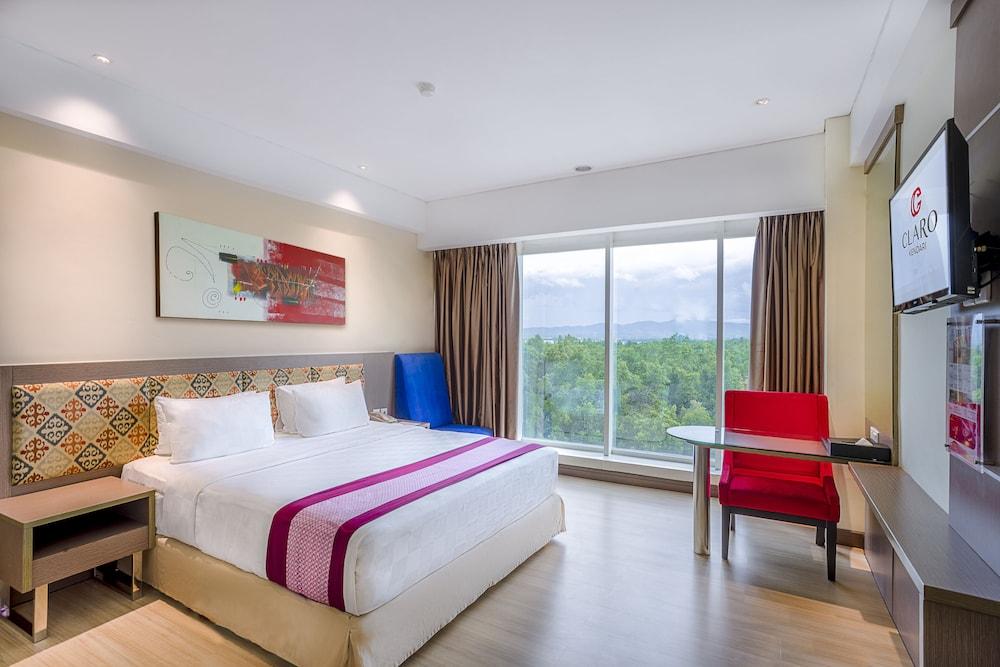 Claro Hotel Kendari Exterior photo